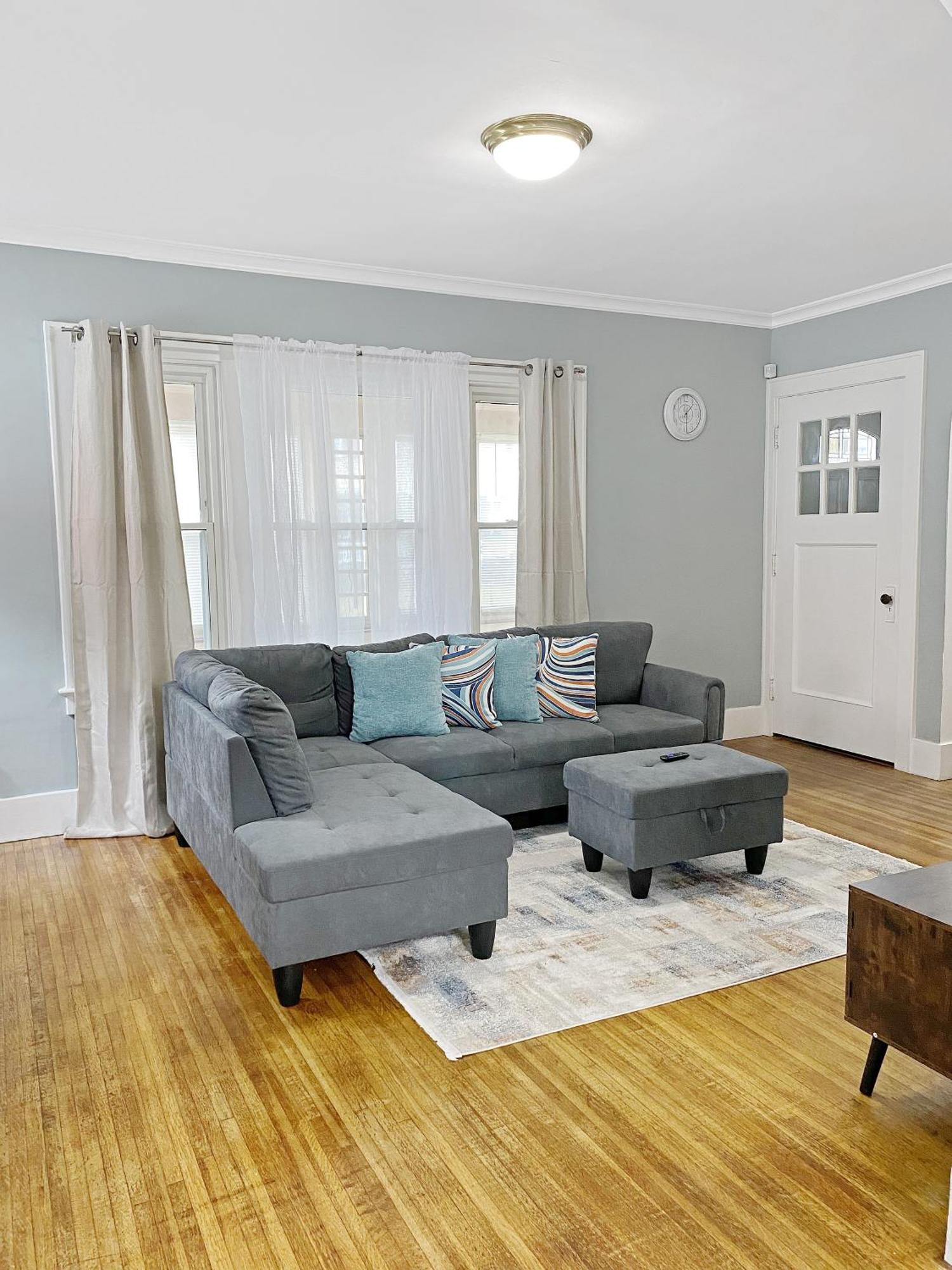 Lux 3Br, Steps From Airport, U Of R & Grocery Stores Ρότσεστερ Εξωτερικό φωτογραφία